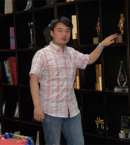 王广平